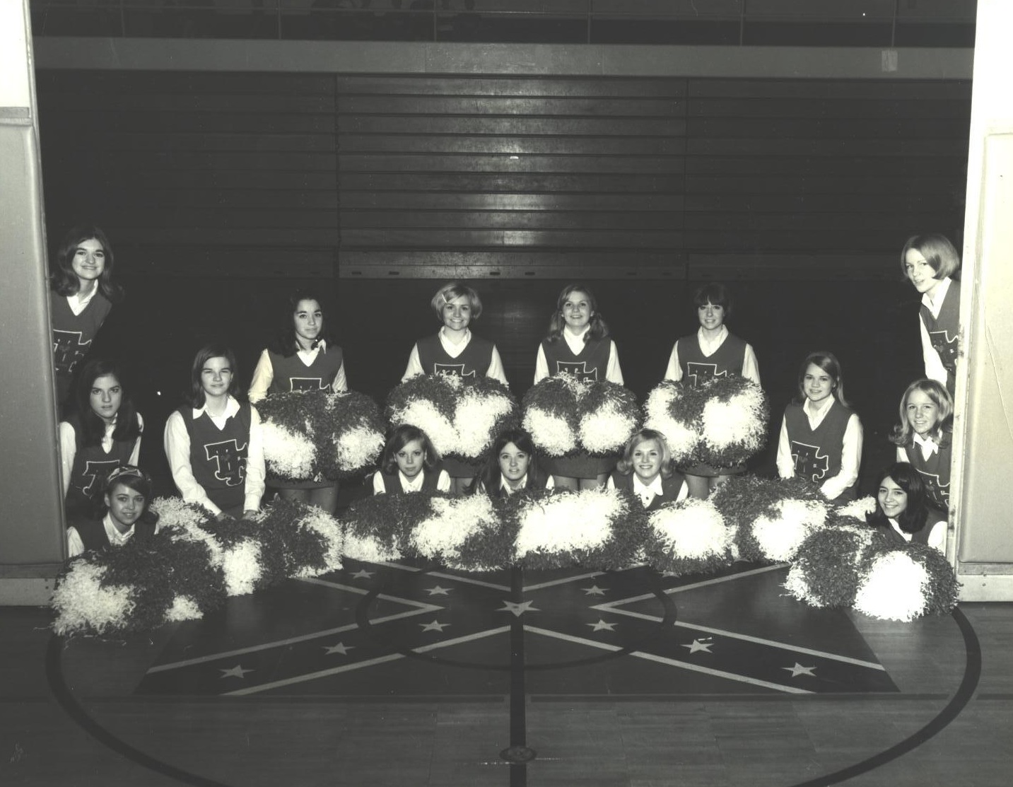 Pom Pom Girls